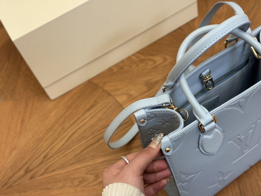 Modern Luxury Daily Bag L4881 FSC Modern Luxury Daily Bag L4881 FSC