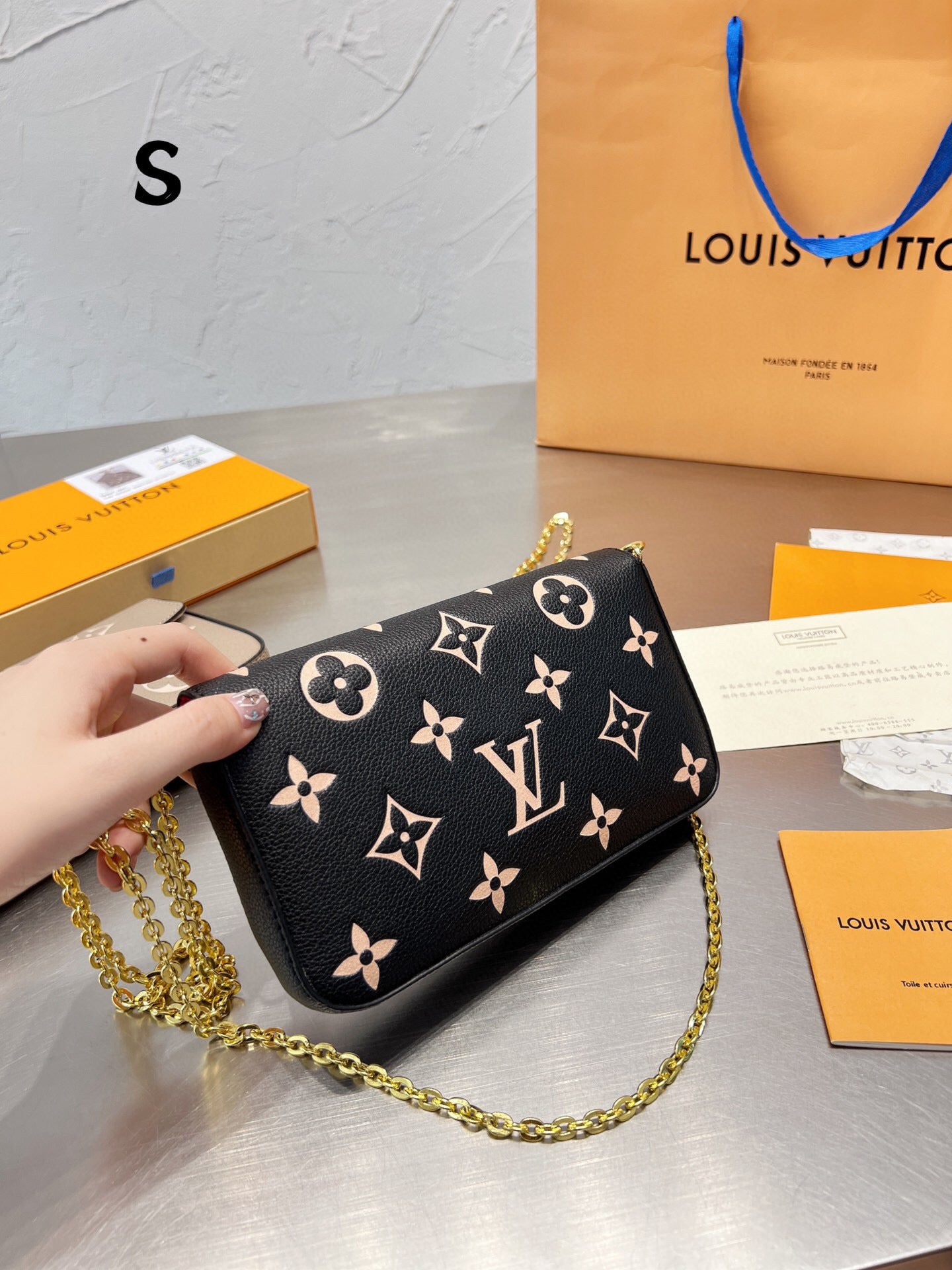 Modern Luxury Daily Bag L3339 FSC