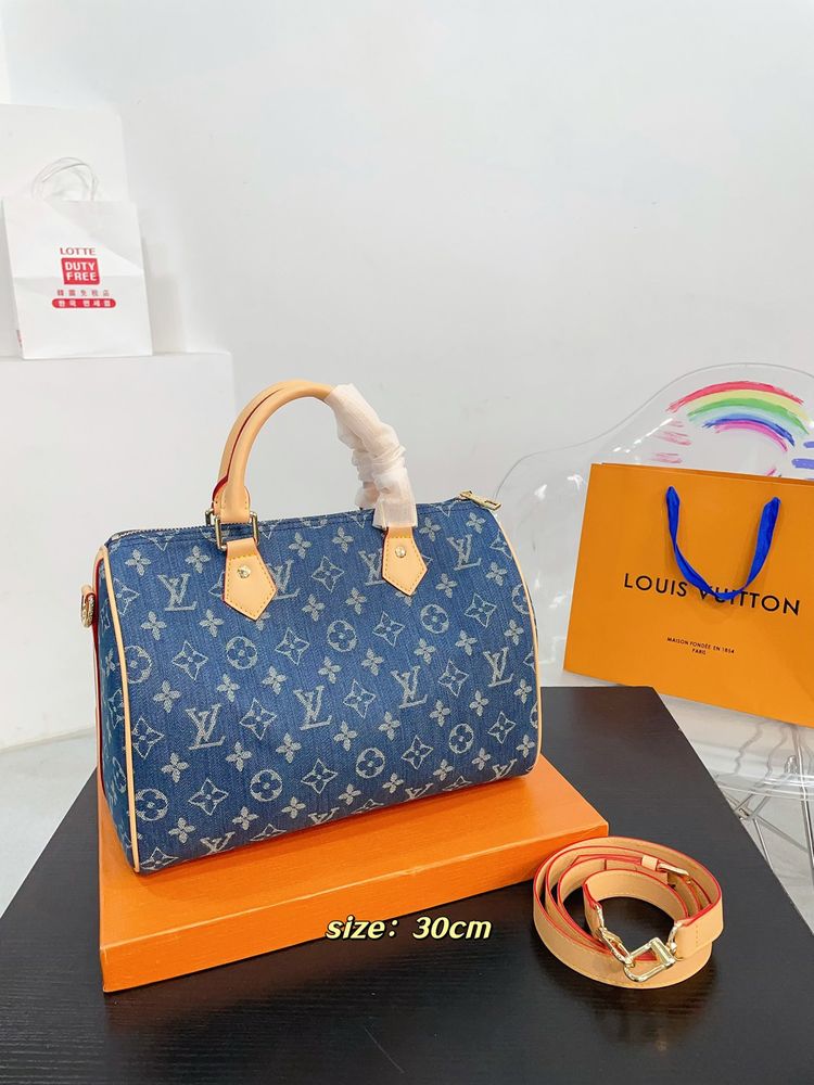 Modern Luxury Daily Bag L4892 FSC Modern Luxury Daily Bag L4892 FSC