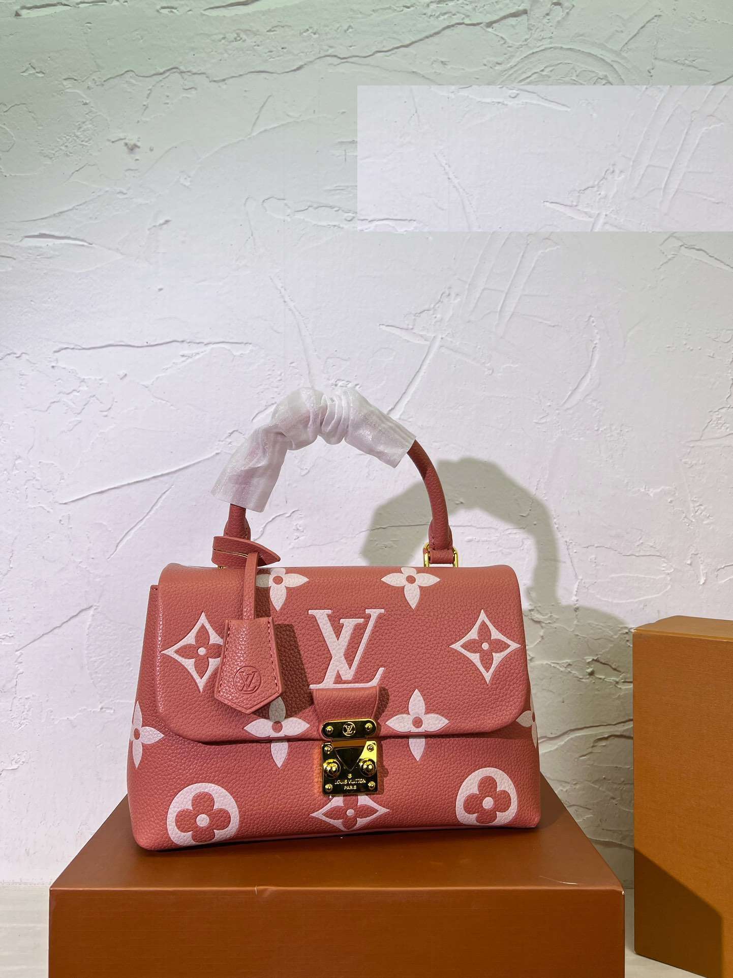 Modern Luxury Daily Bag L4479 FSC Modern Luxury Daily Bag L4479 FSC