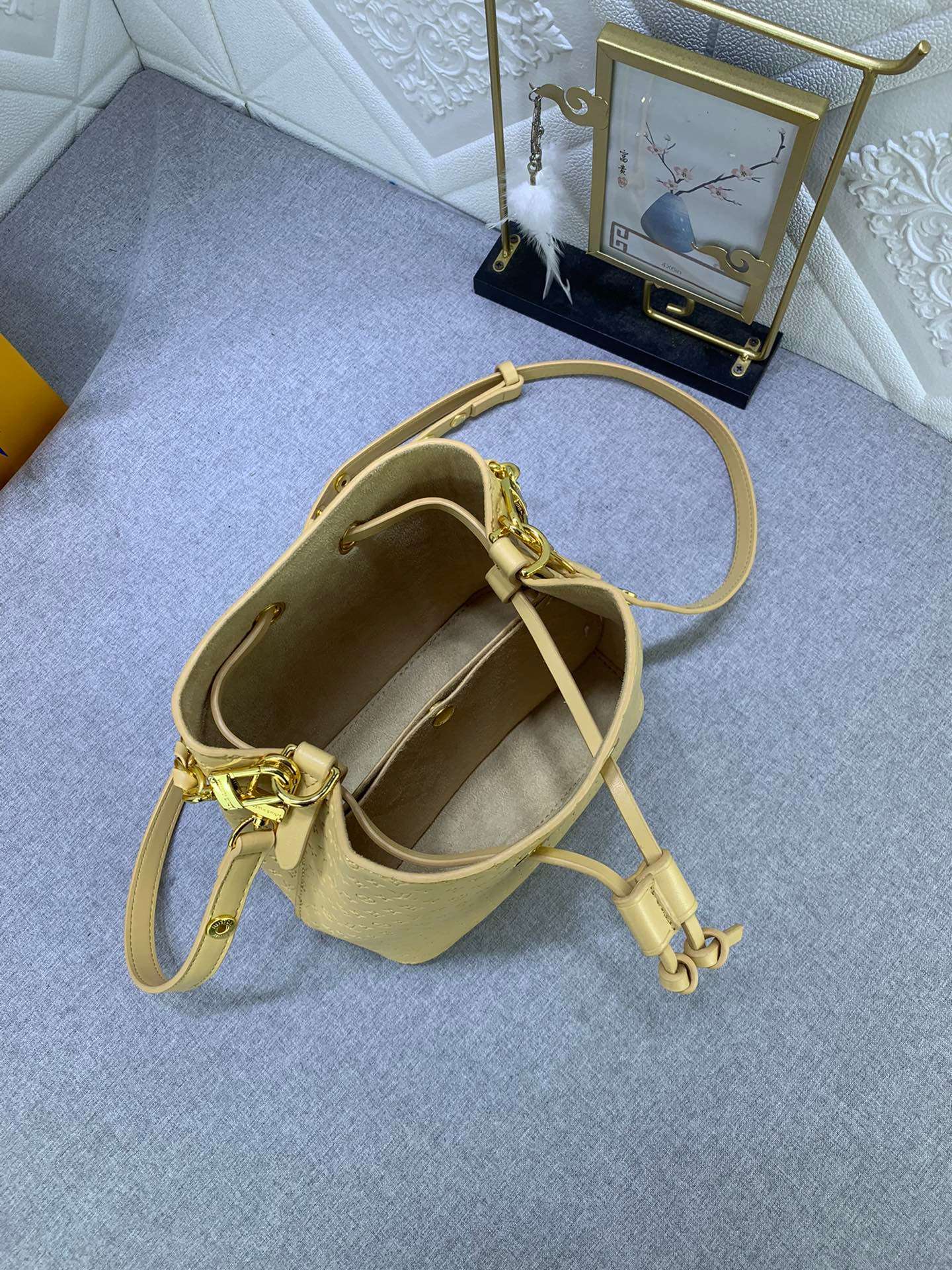 New Fashion L*V Handbag 1104 QA