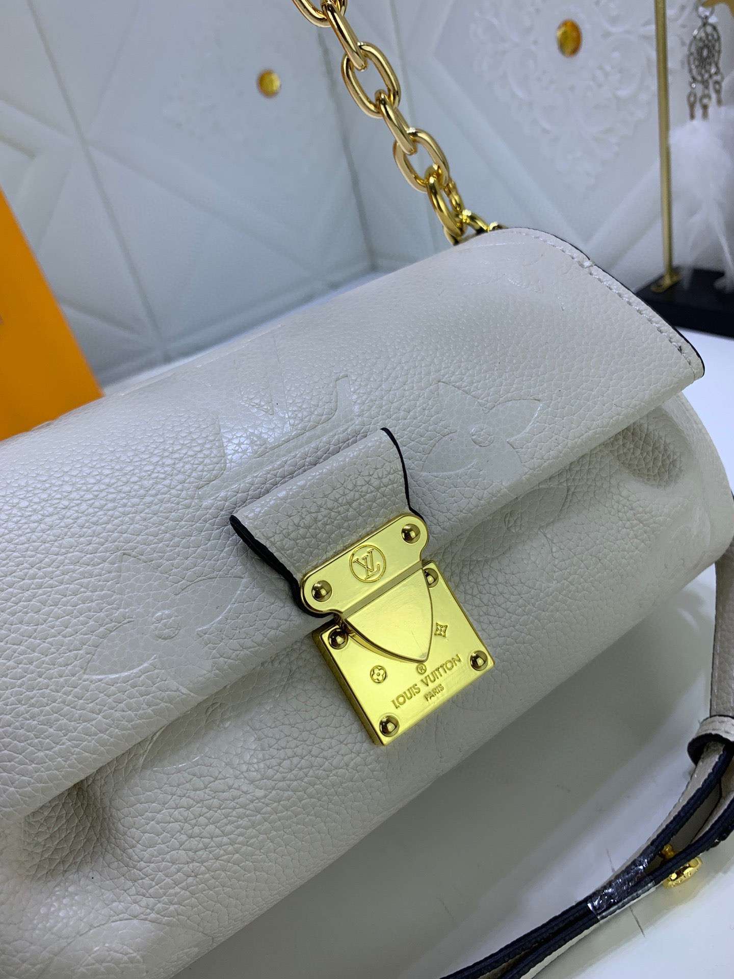 New Fashion L*V Handbag 1047 QA New Fashion L*V Handbag 1047 QA