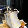 Modern Luxury Daily Bag L4879 FSC Modern Luxury Daily Bag L4879 FSC