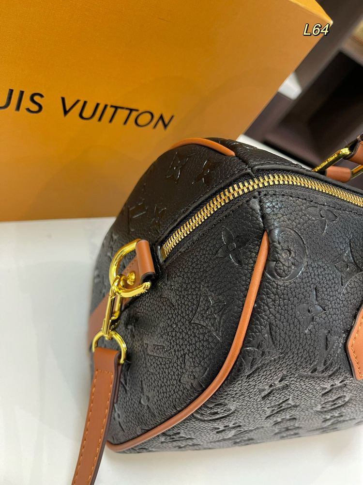 Modern Luxury Daily Bag L4882 FSC Modern Luxury Daily Bag L4882 FSC