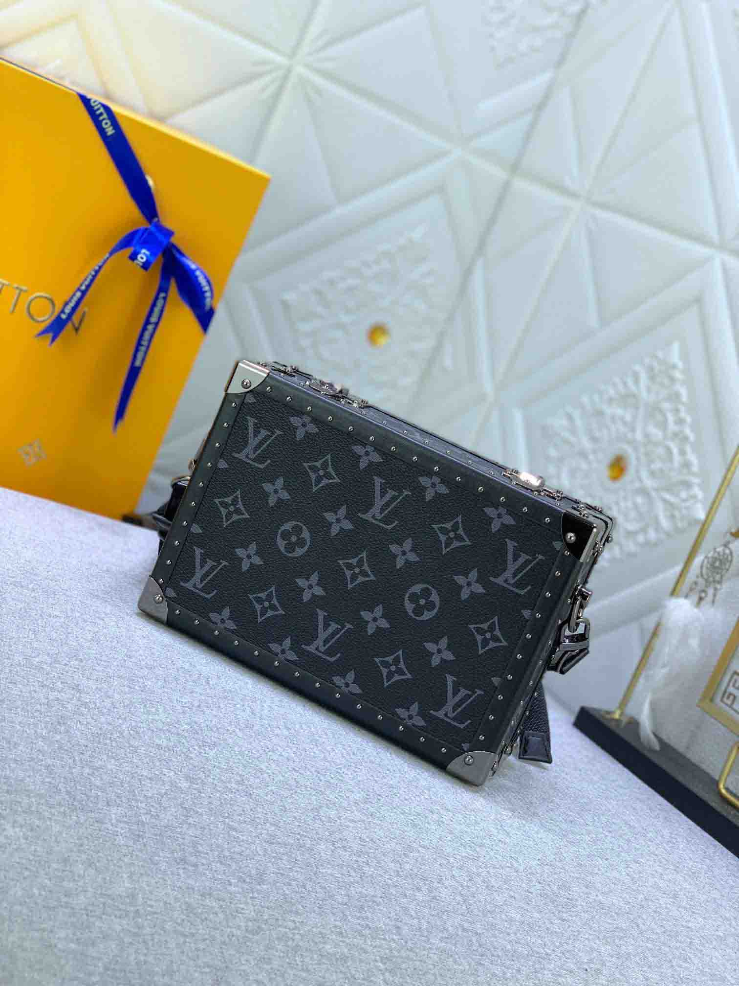 New Fashion L*V Handbag 927 QA