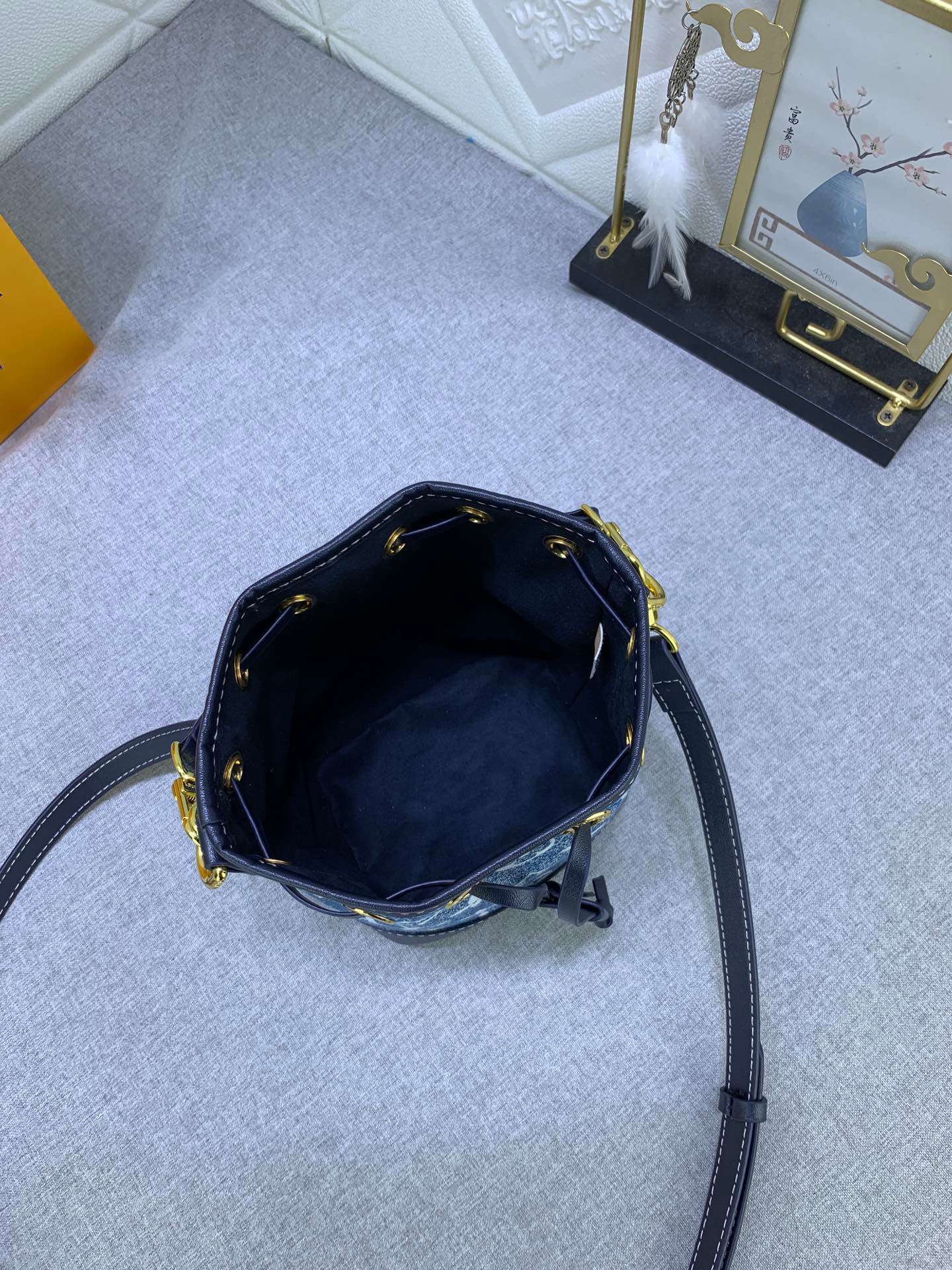 New Fashion L*V Handbag 988 QA New Fashion L*V Handbag 988 QA