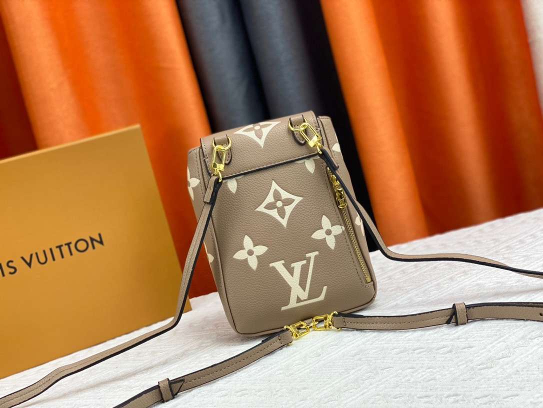 New Fashion L*V Handbag 934 QA
