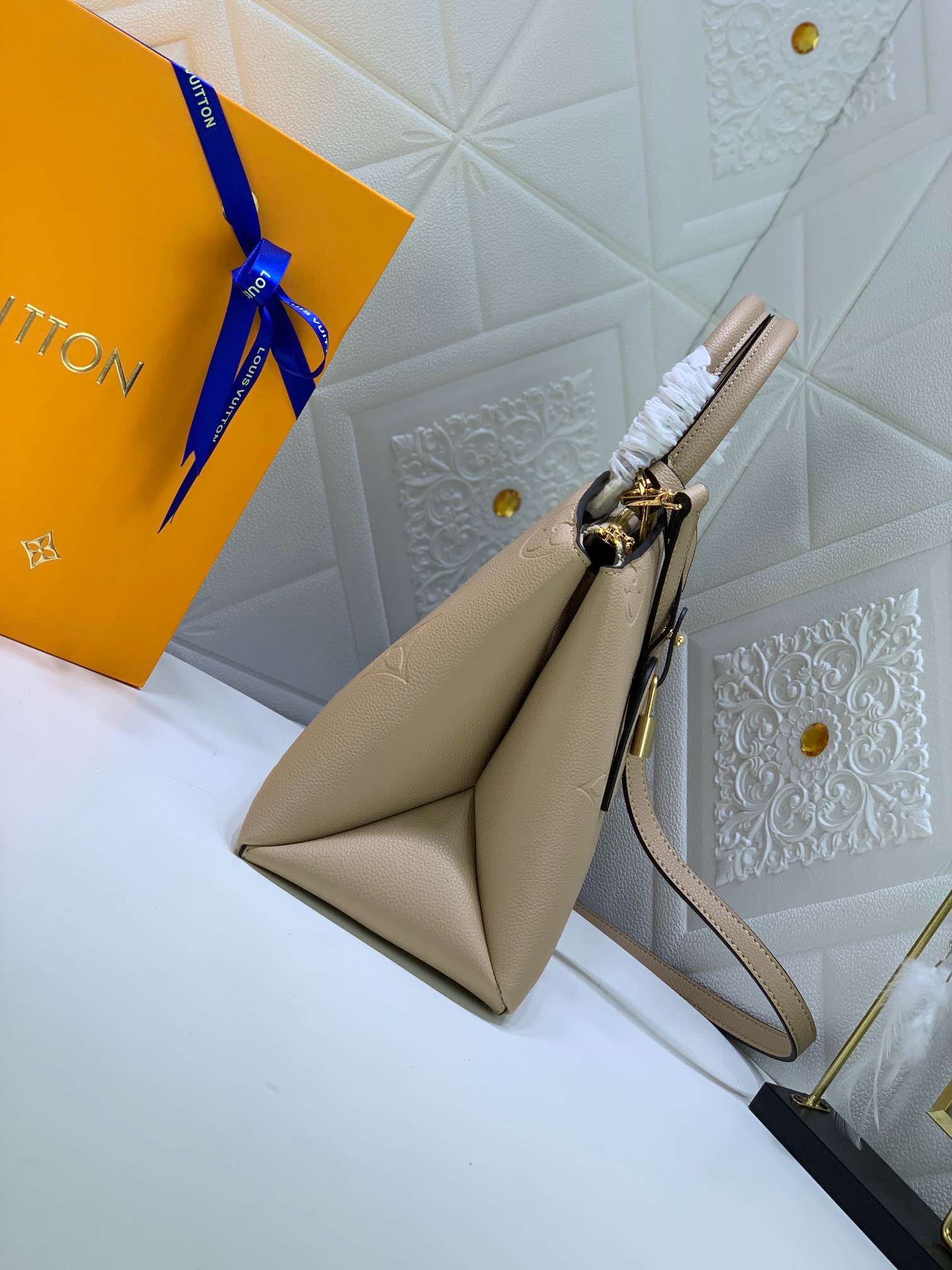 New Fashion L*V Handbag 987 QA New Fashion L*V Handbag 987 QA