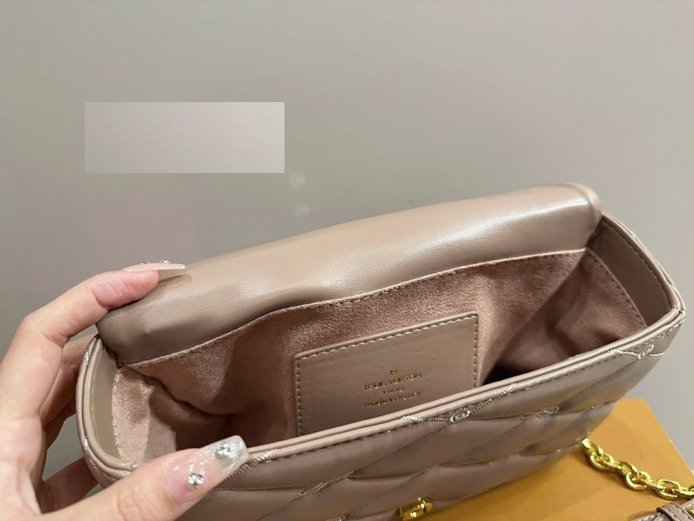 New Fashion LV Handbag L689 QA