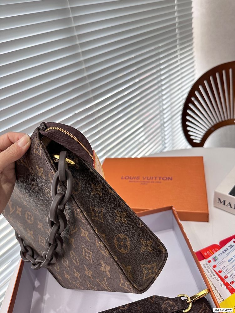 New Fashion LV Handbag L695 QA