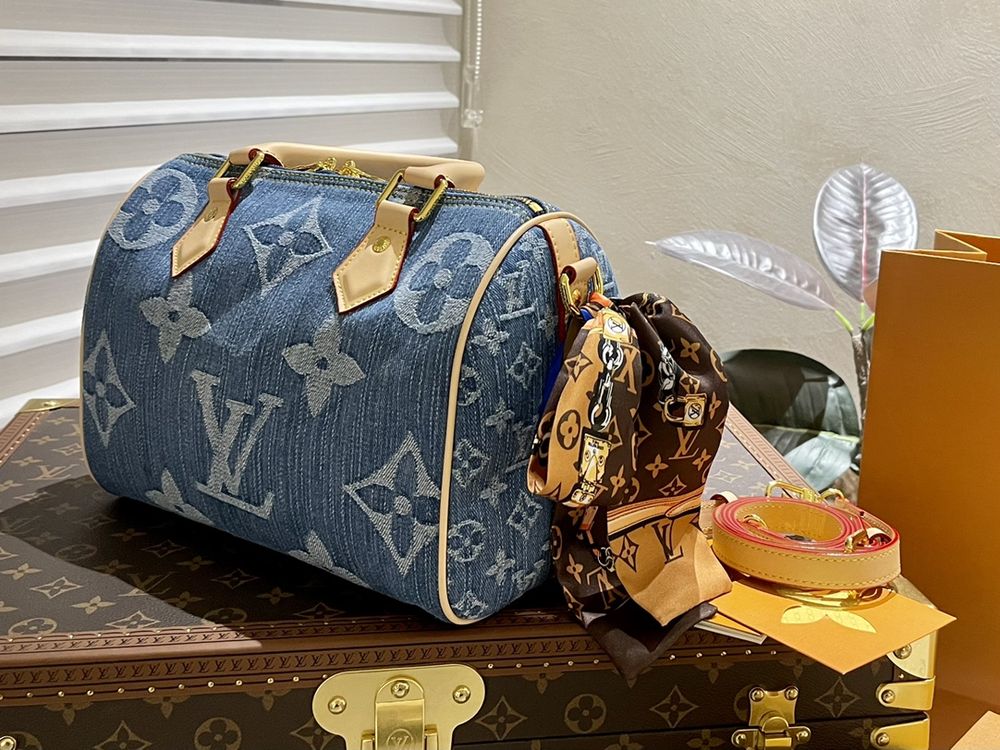 Modern Luxury Daily Bag L4877 FSC Modern Luxury Daily Bag L4877 FSC