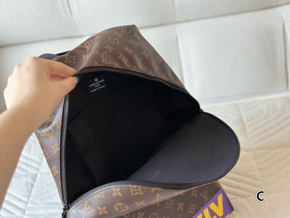 Modern Luxury Daily Bag L4865 FSC Modern Luxury Daily Bag L4865 FSC