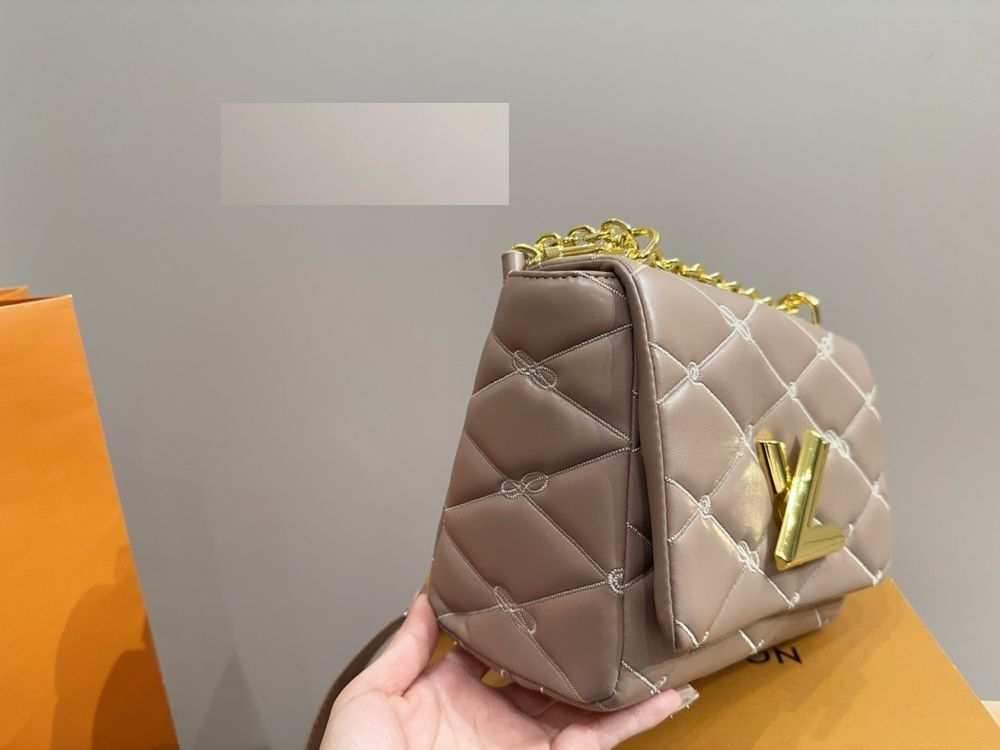 New Fashion LV Handbag L689 QA