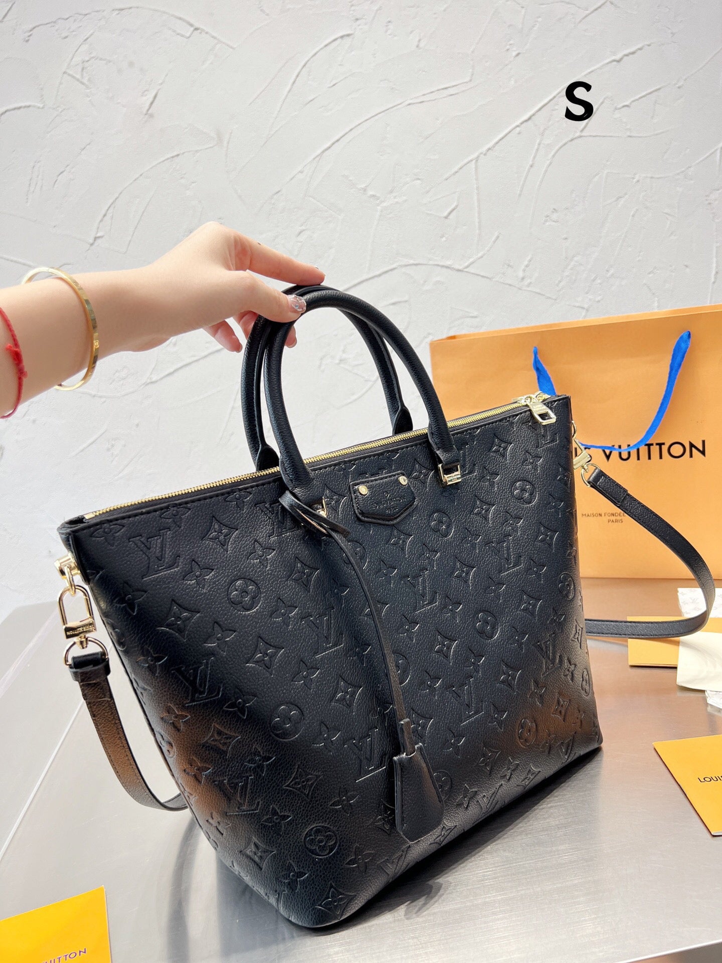 Modern Luxury Daily Bag L3317 FSC
