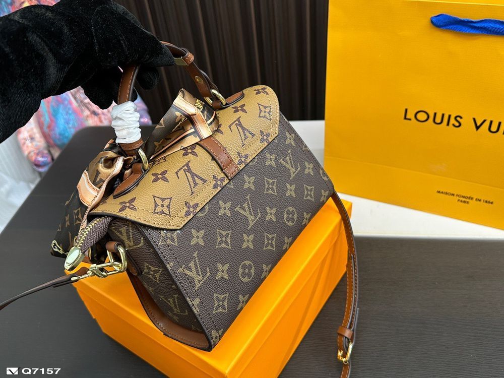 New Fashion LV Handbag L557 QA