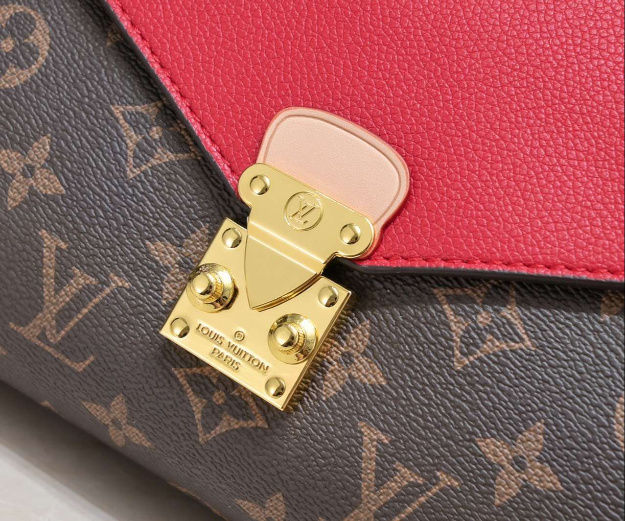 New Fashion L*V Handbag 1201 QA