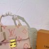 Modern Luxury Daily Bag L4479 FSC Modern Luxury Daily Bag L4479 FSC