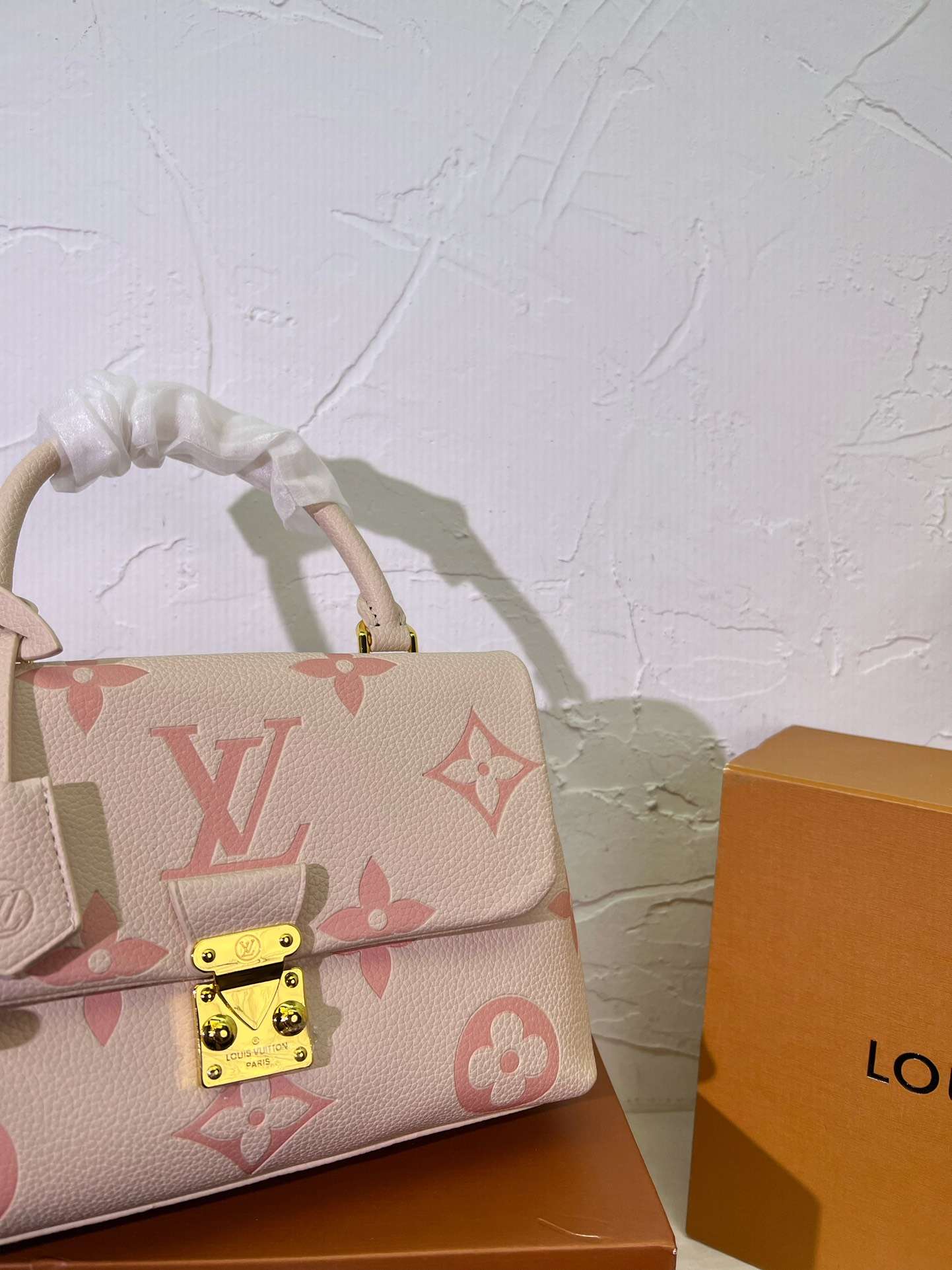Modern Luxury Daily Bag L4479 FSC Modern Luxury Daily Bag L4479 FSC