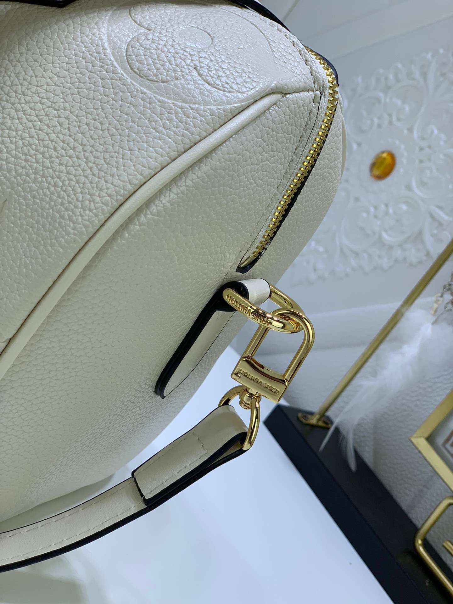 New Fashion L*V Handbag 1137 QA