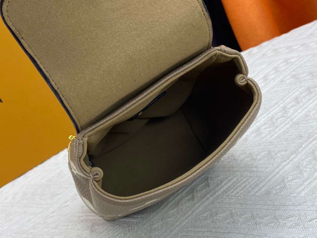 New Fashion L*V Handbag 934 QA