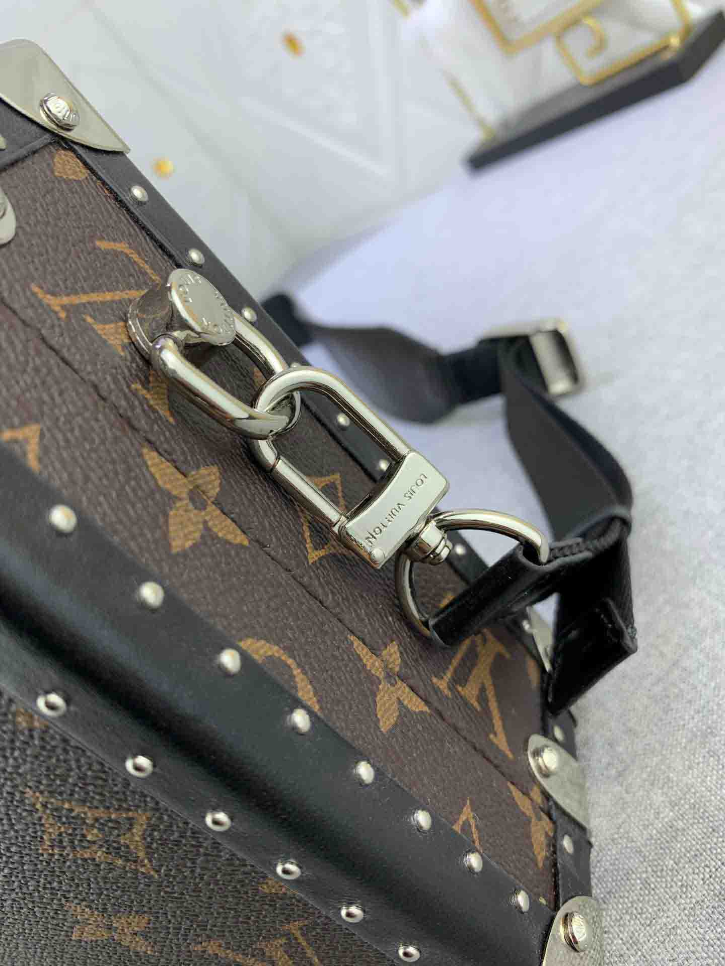 New Fashion L*V Handbag 927 QA