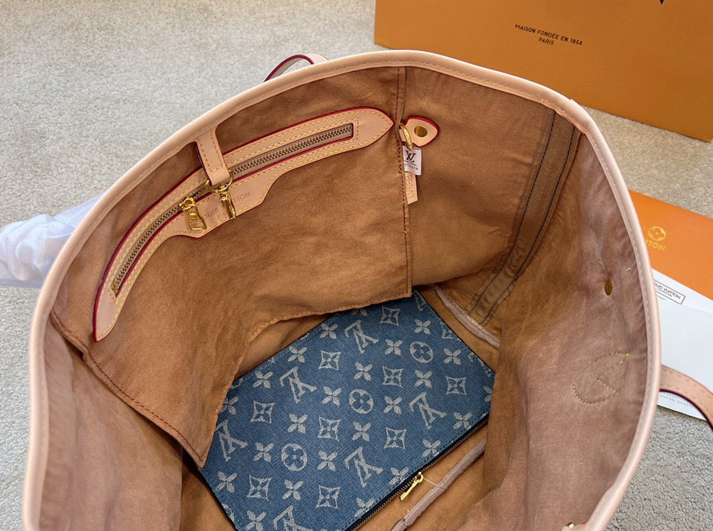 Modern Luxury Daily Bag L3327 FSC Modern Luxury Daily Bag L3327 FSC