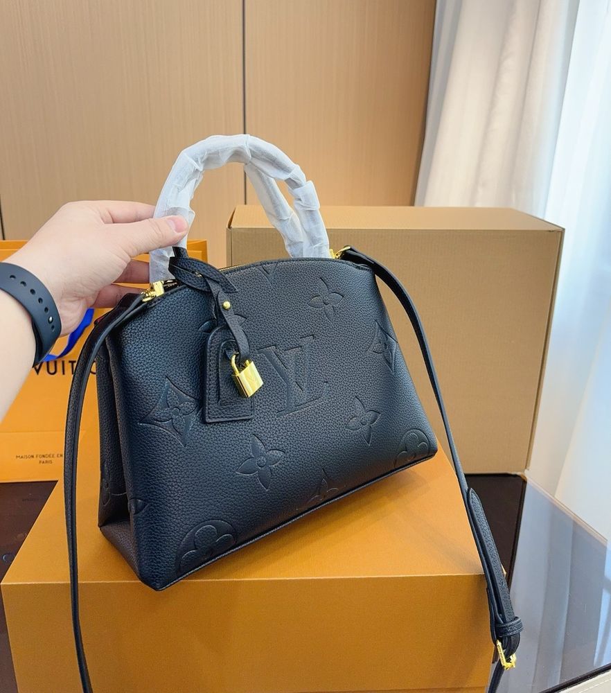 New Fashion LV Handbag L822 QA New Fashion LV Handbag L822 QA