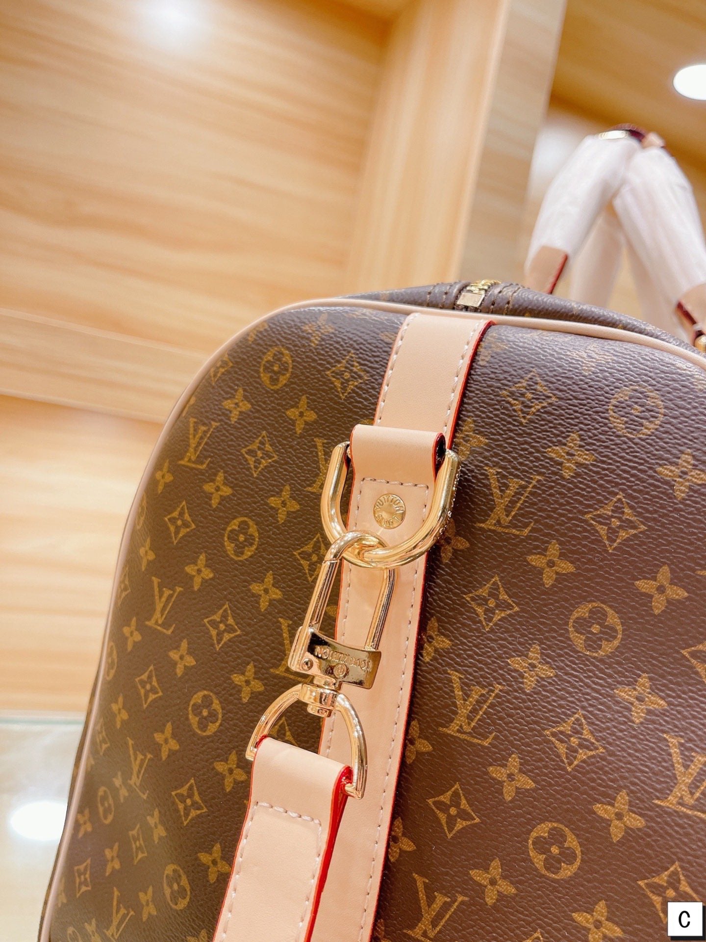 Modern Luxury Daily Bag L3301 FSC Modern Luxury Daily Bag L3301 FSC