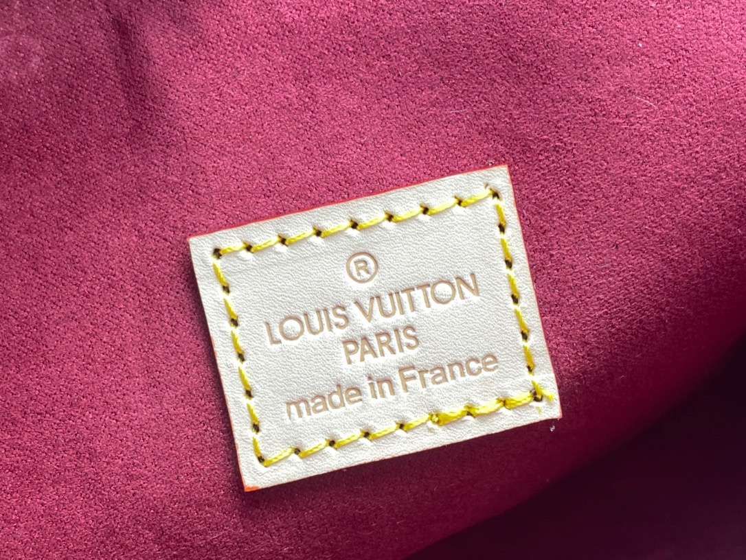 New Fashion L*V Handbag 935 QA