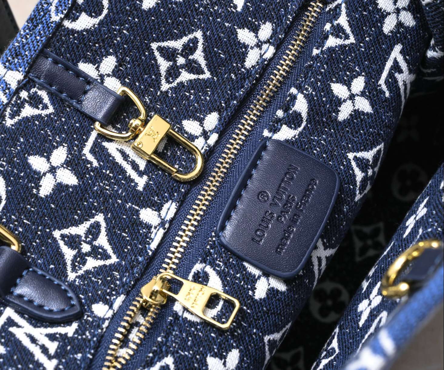 New Fashion L*V Handbag 1142 QA New Fashion L*V Handbag 1142 QA