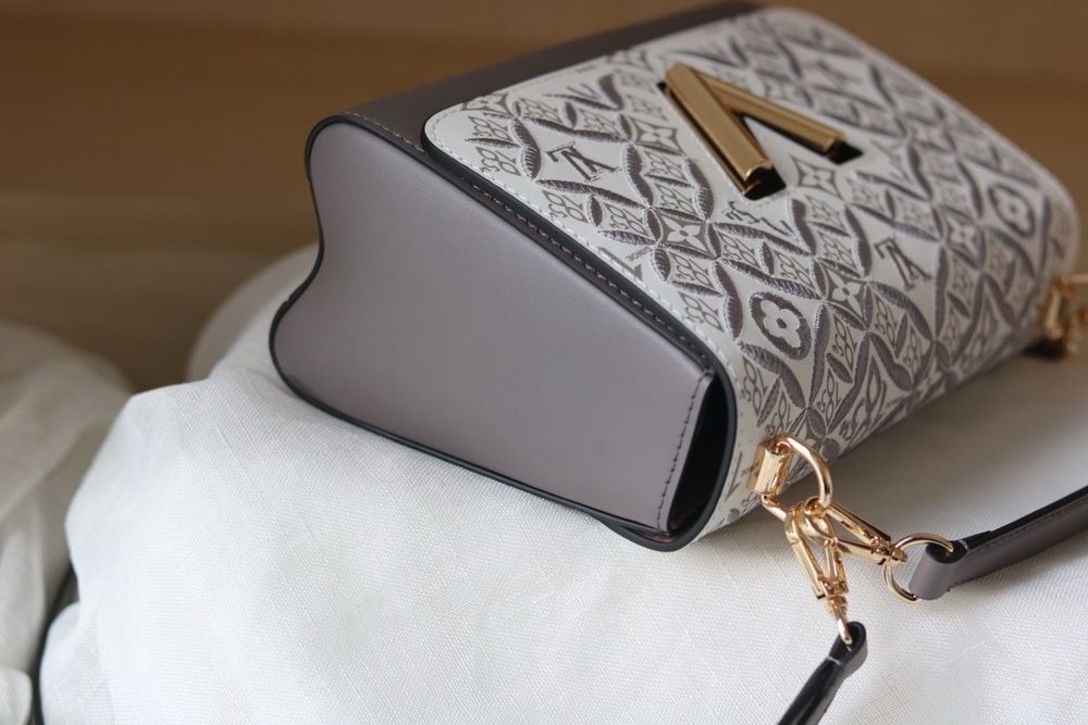 New Fashion L*V Handbag 1347 QA