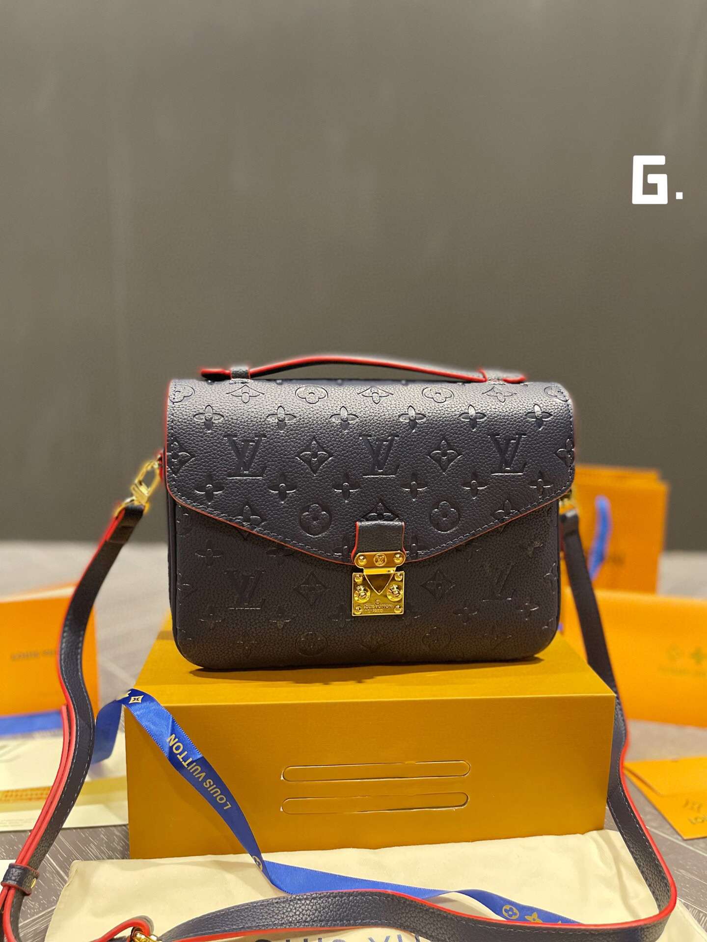 Modern Luxury Daily Bag L3482.1 FSC