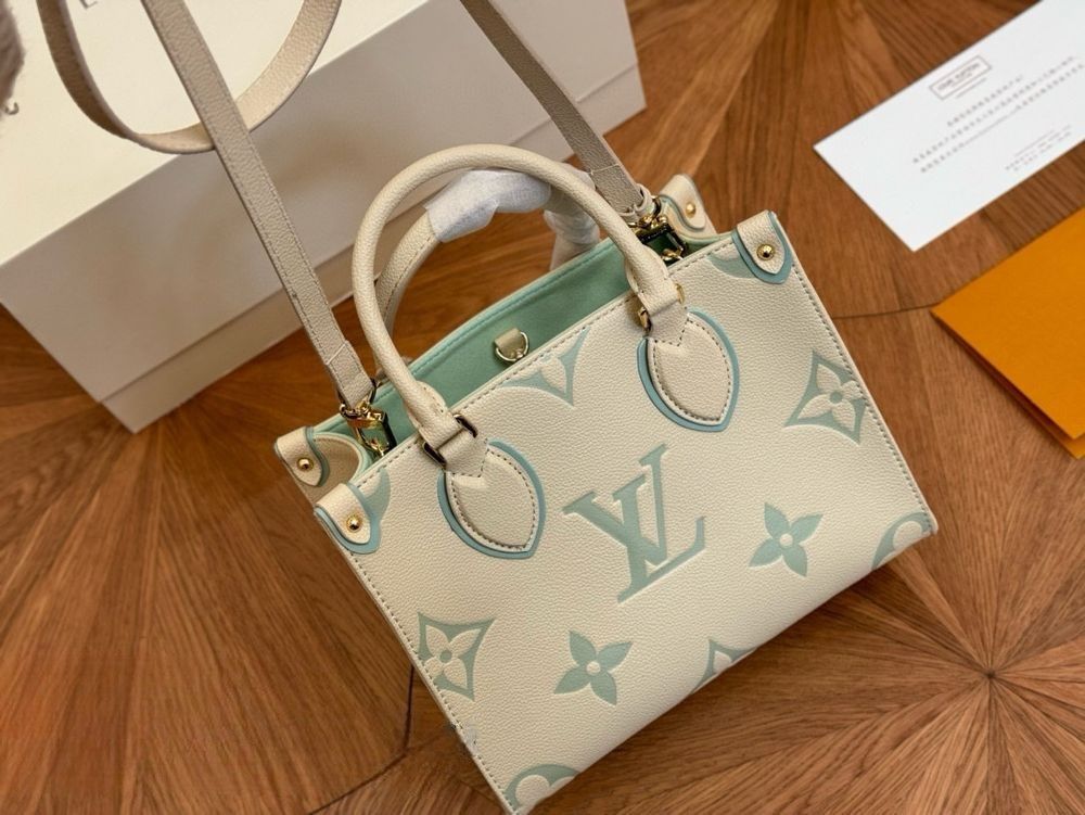 Modern Luxury Daily Bag L4880 FSC Modern Luxury Daily Bag L4880 FSC