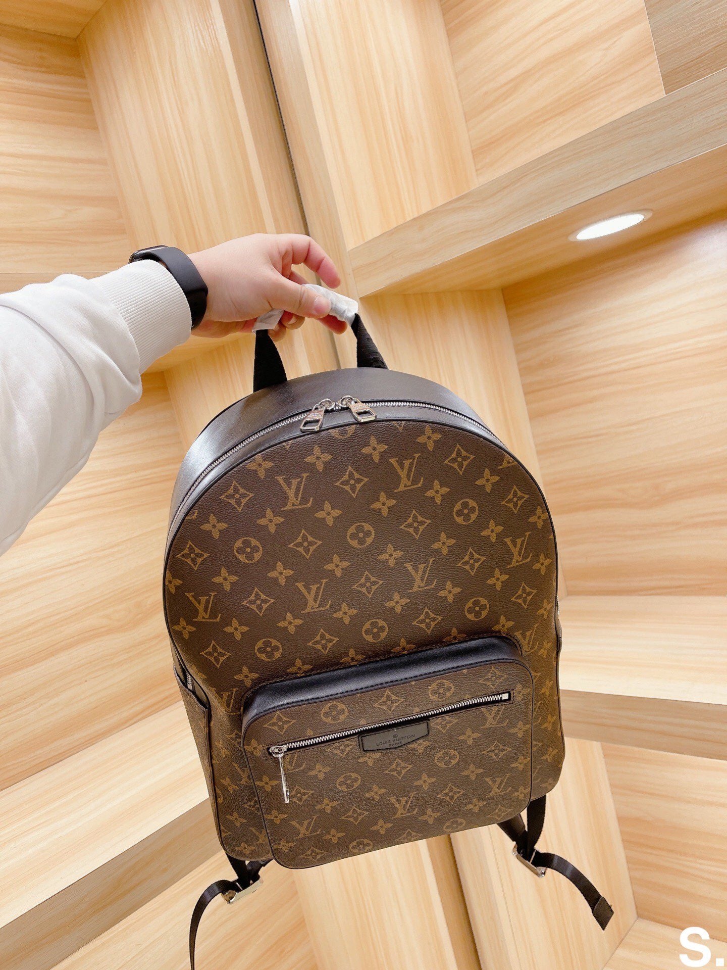 Modern Luxury Daily Bag L3210 FSC Modern Luxury Daily Bag L3210 FSC