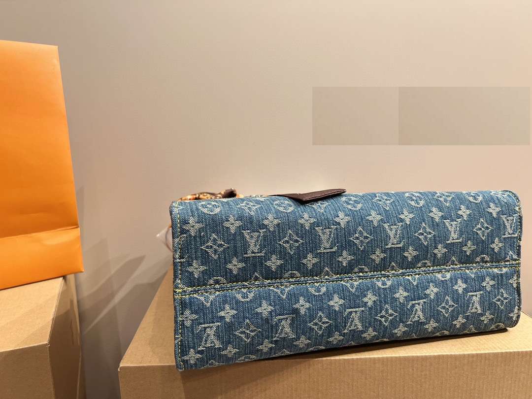 Modern Luxury Daily Bag L4298 FSC