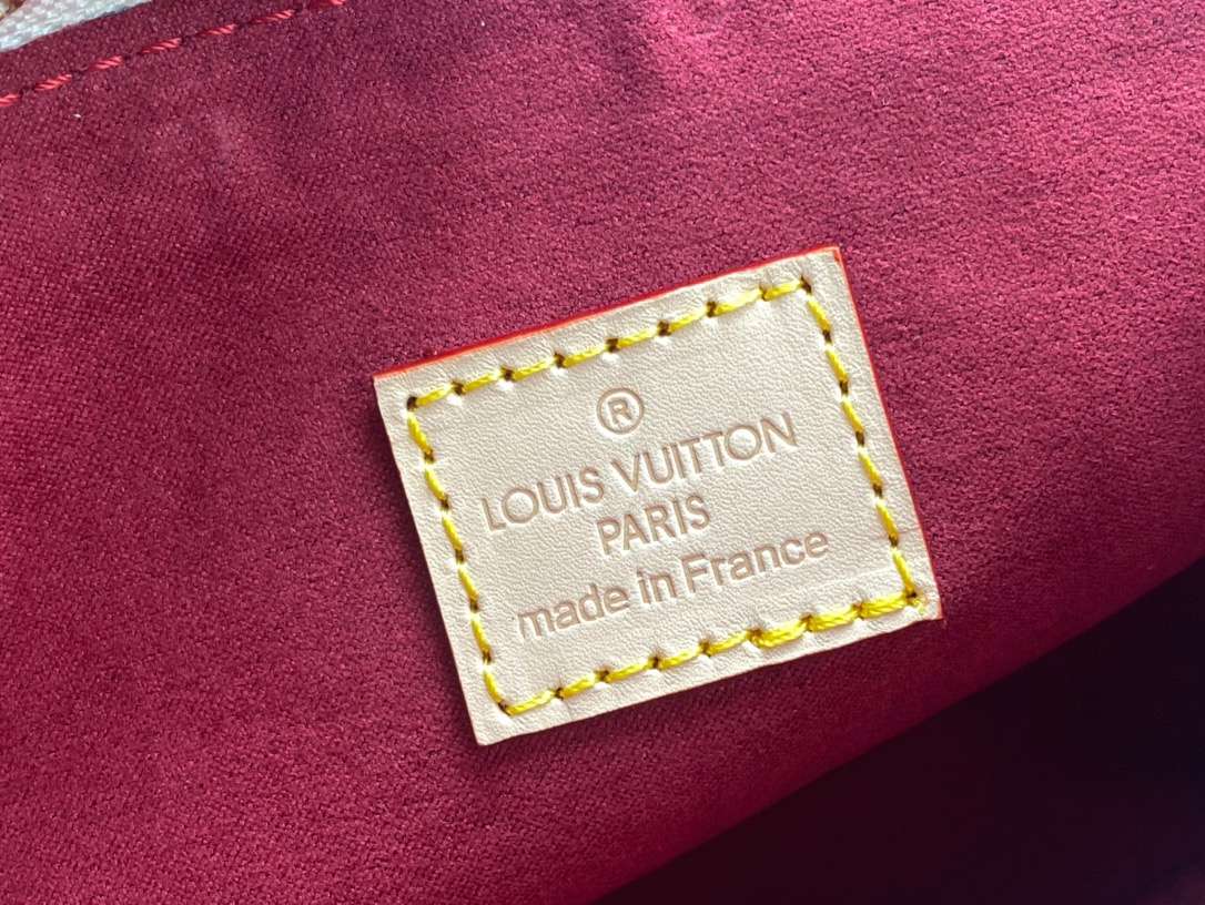 New Fashion L*V Handbag 935 QA