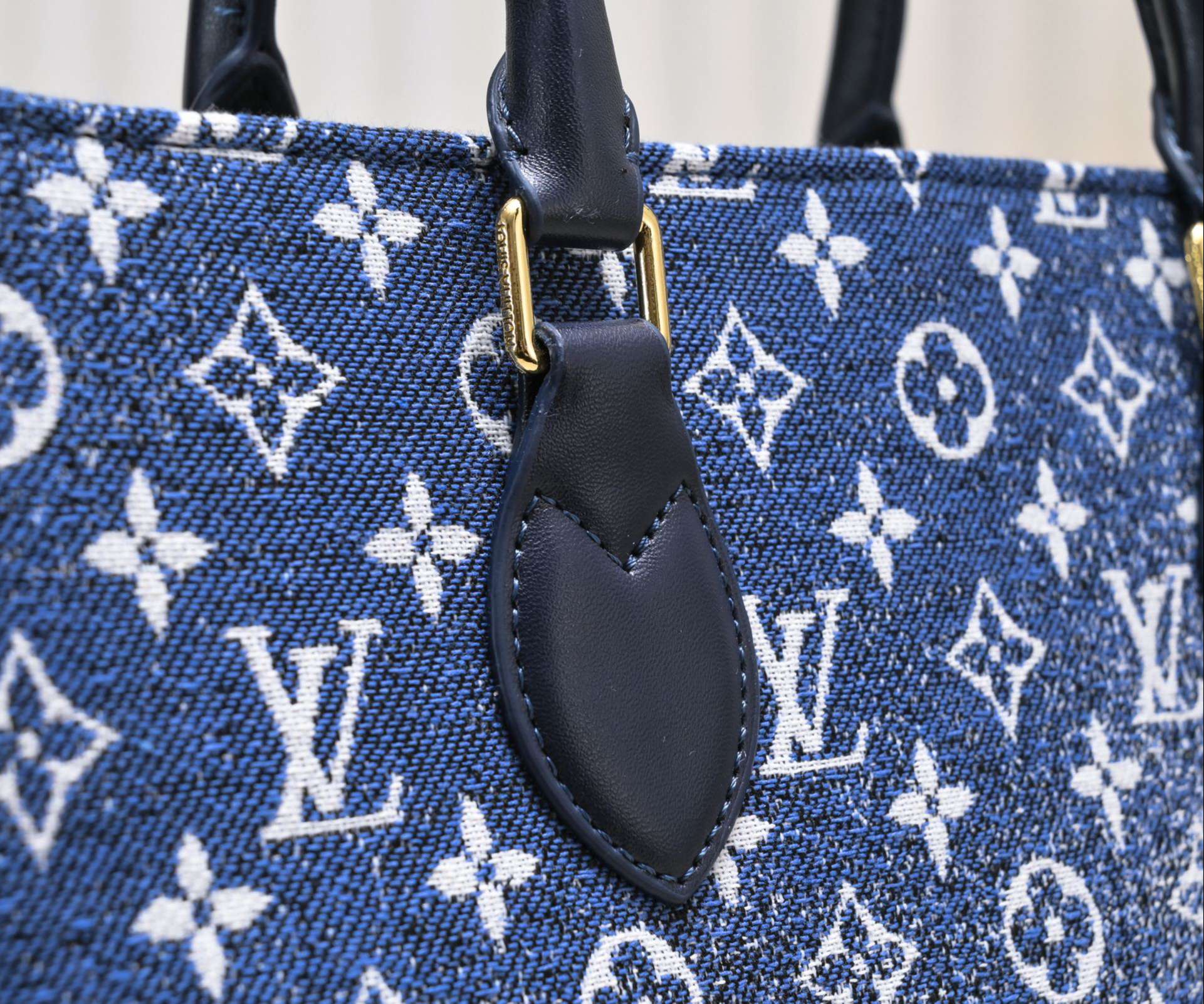 New Fashion L*V Handbag 1142 QA New Fashion L*V Handbag 1142 QA
