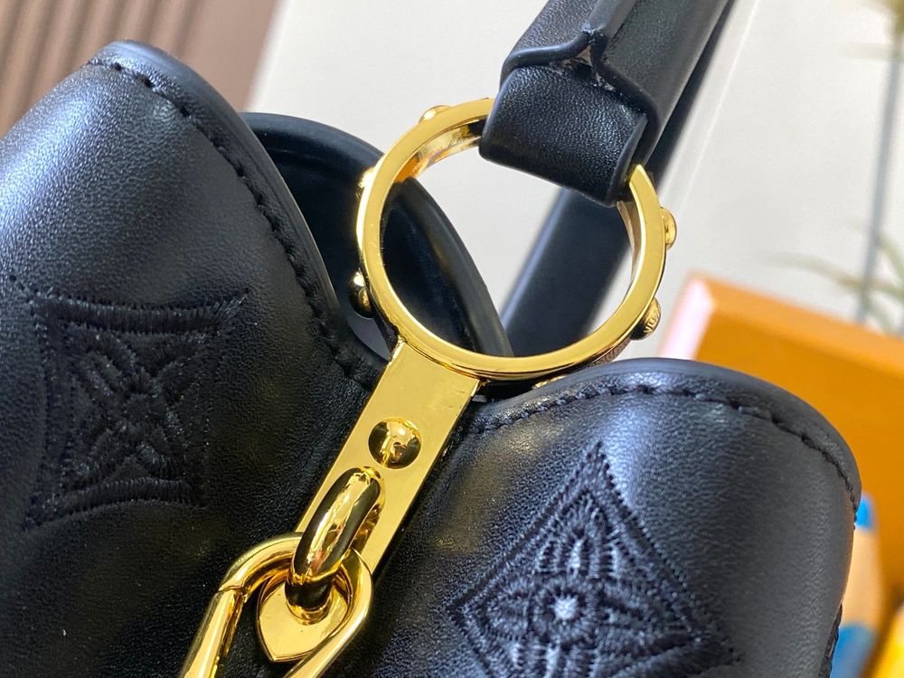 New Fashion L*V Handbag 1261 QA