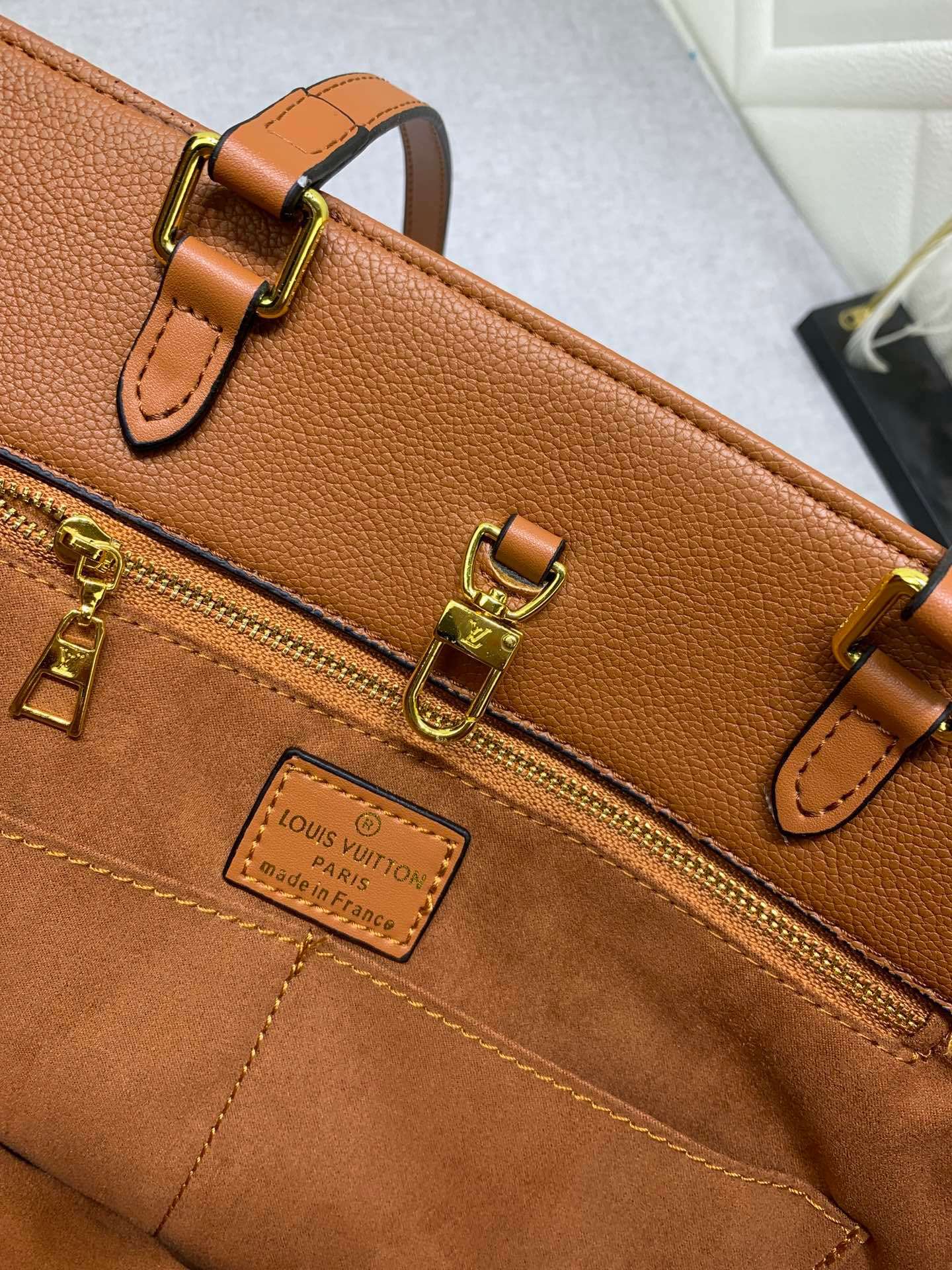 New Fashion L*V Handbag 1061 QA