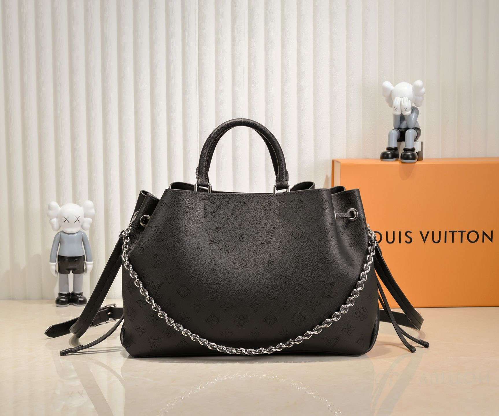 New Fashion L*V Handbag 976 QA
