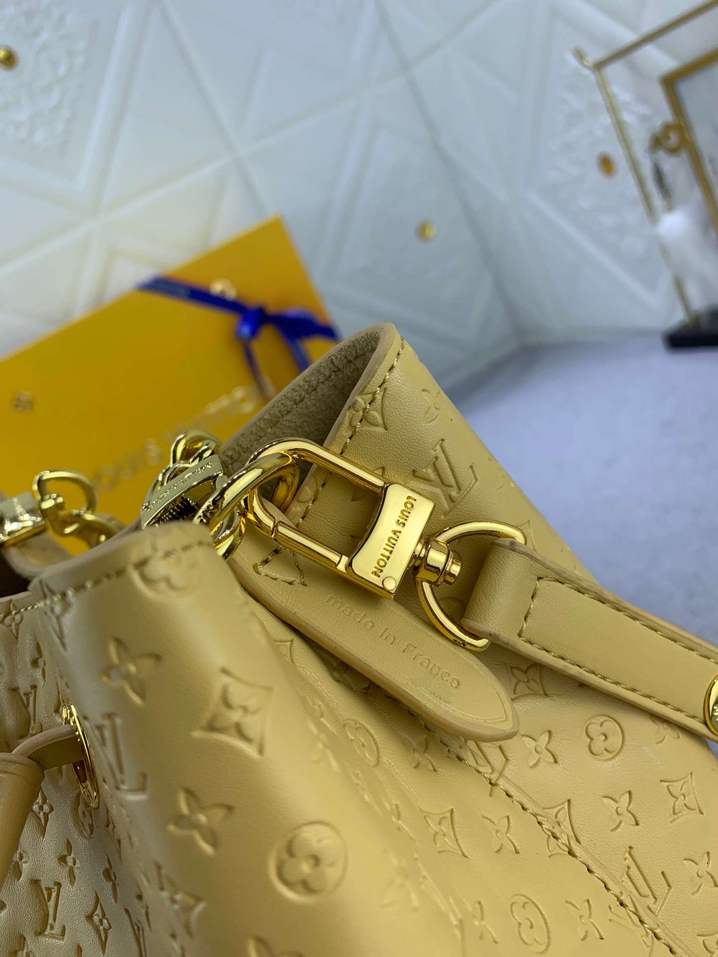 New Fashion L*V Handbag 1104 QA