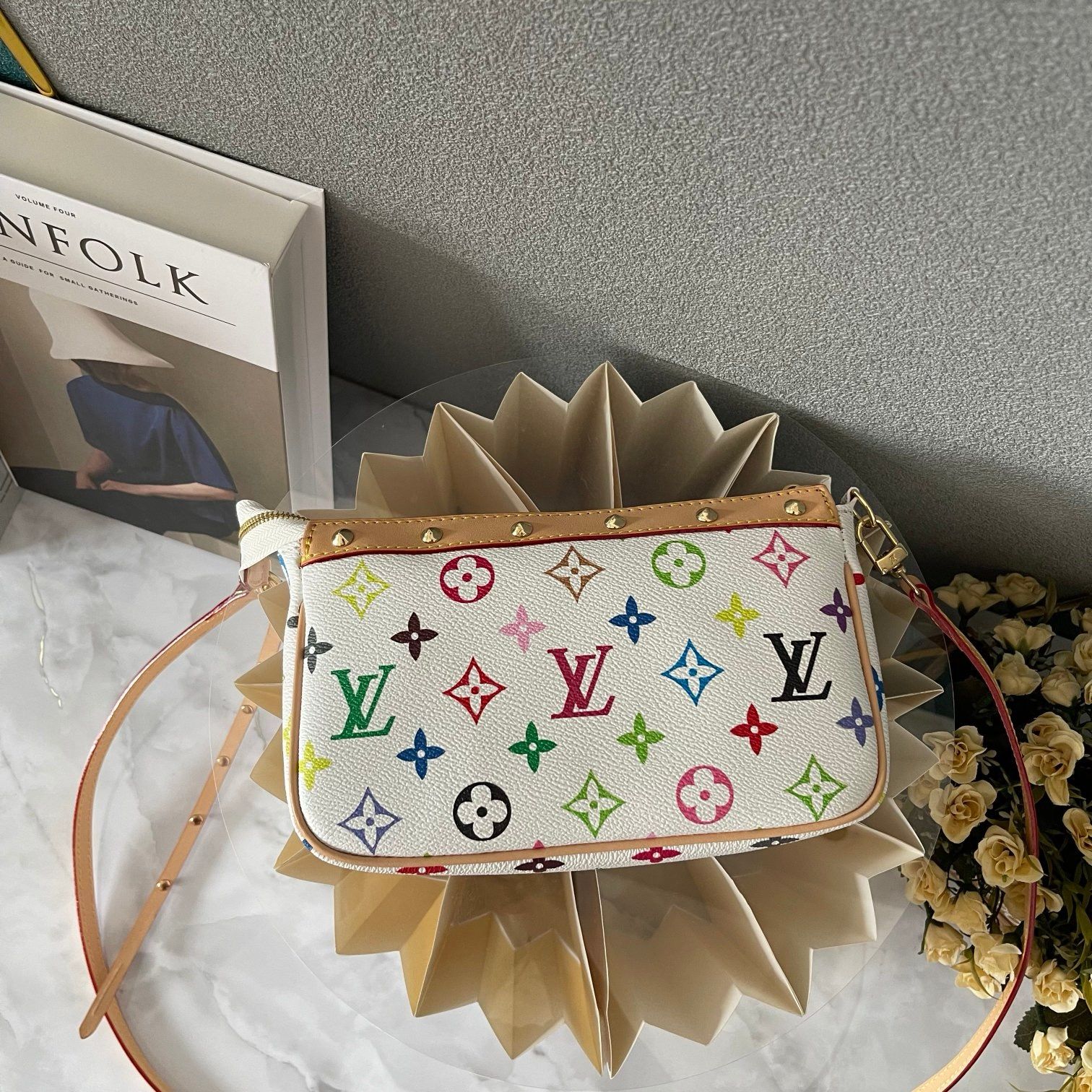 New Fashion L*V Handbag 1368 QA