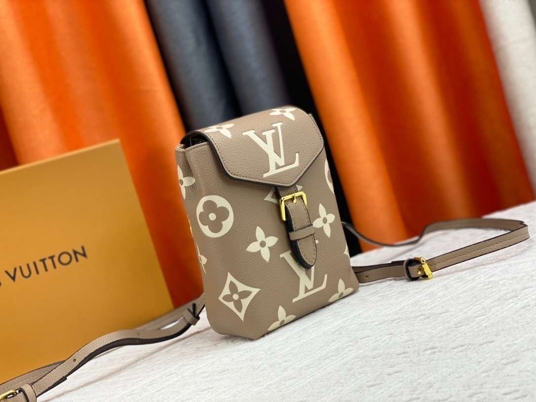 New Fashion L*V Handbag 934 QA