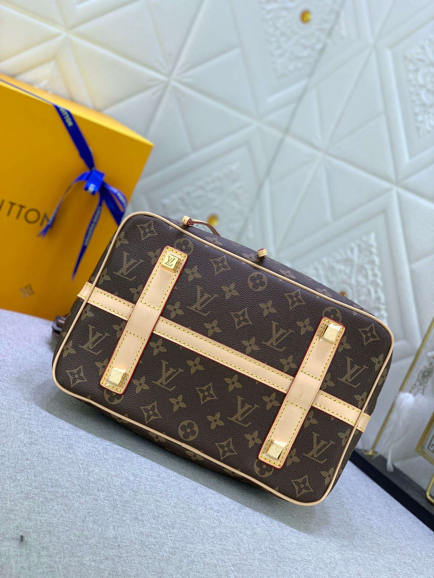 New Fashion L*V Handbag 931 QA
