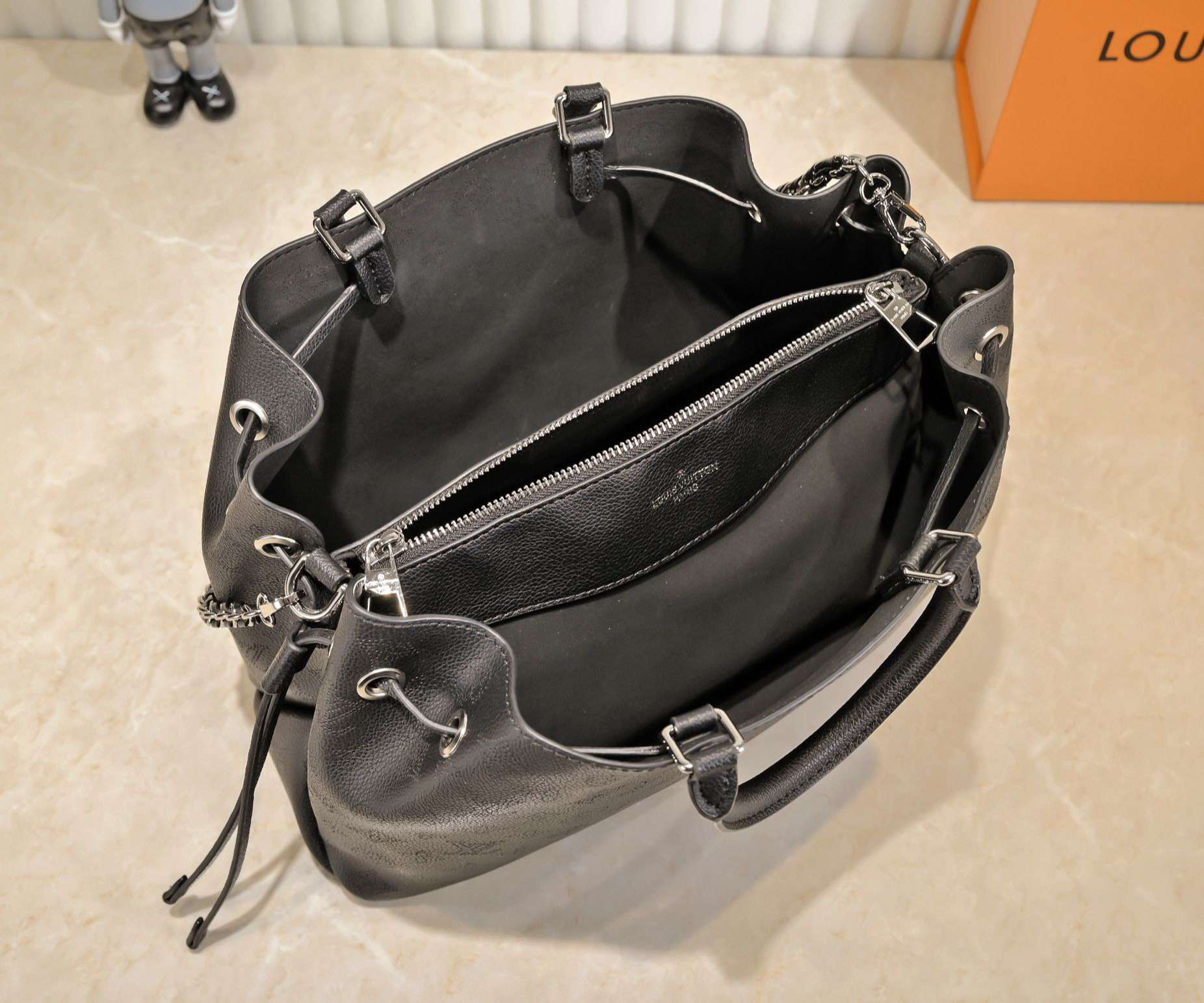 New Fashion L*V Handbag 976 QA