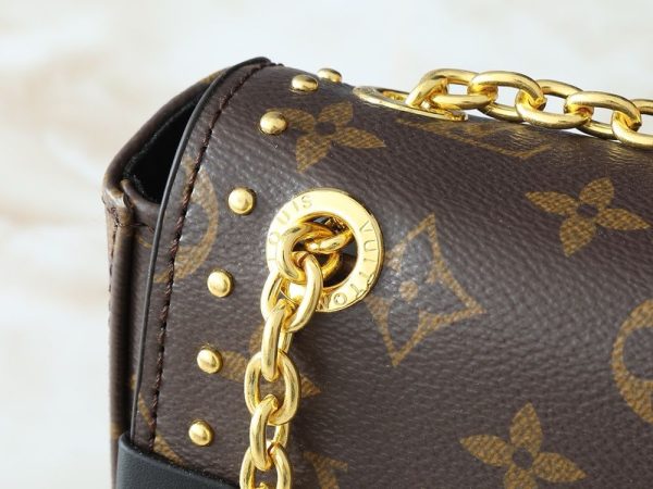 New Fashion L*V Handbag 1572 QA