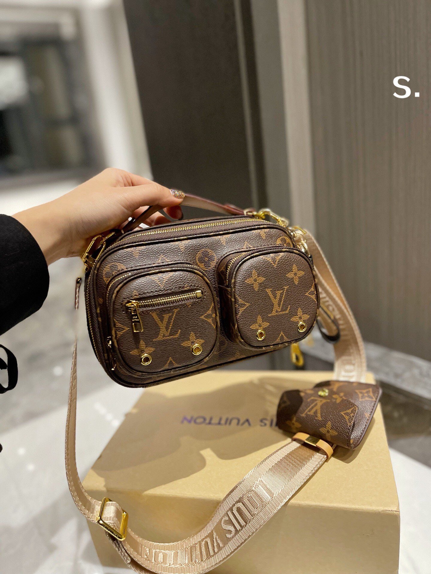 Modern Luxury Daily Bag L3226 FSC