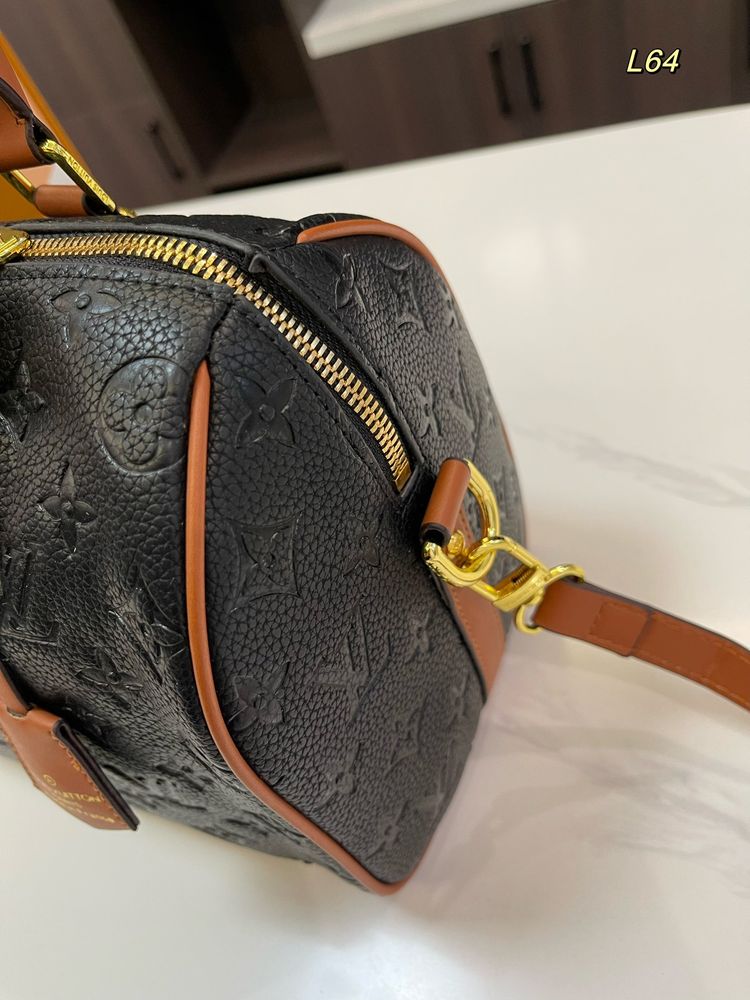 Modern Luxury Daily Bag L4882 FSC Modern Luxury Daily Bag L4882 FSC