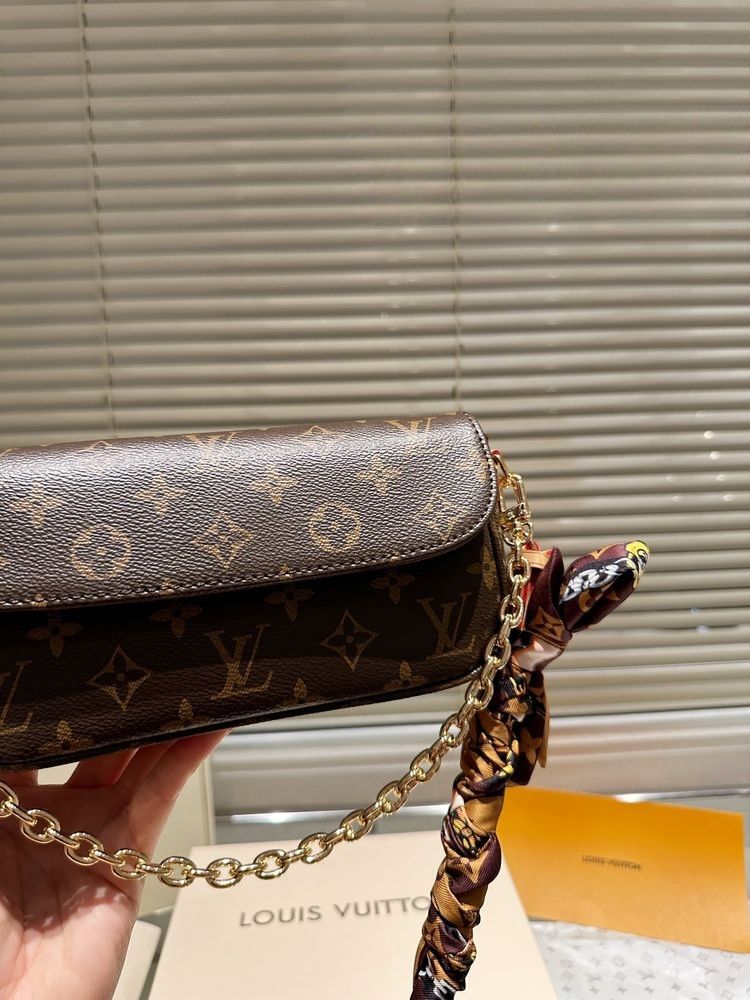 Modern Luxury Daily Bag L4884 FSC Modern Luxury Daily Bag L4884 FSC