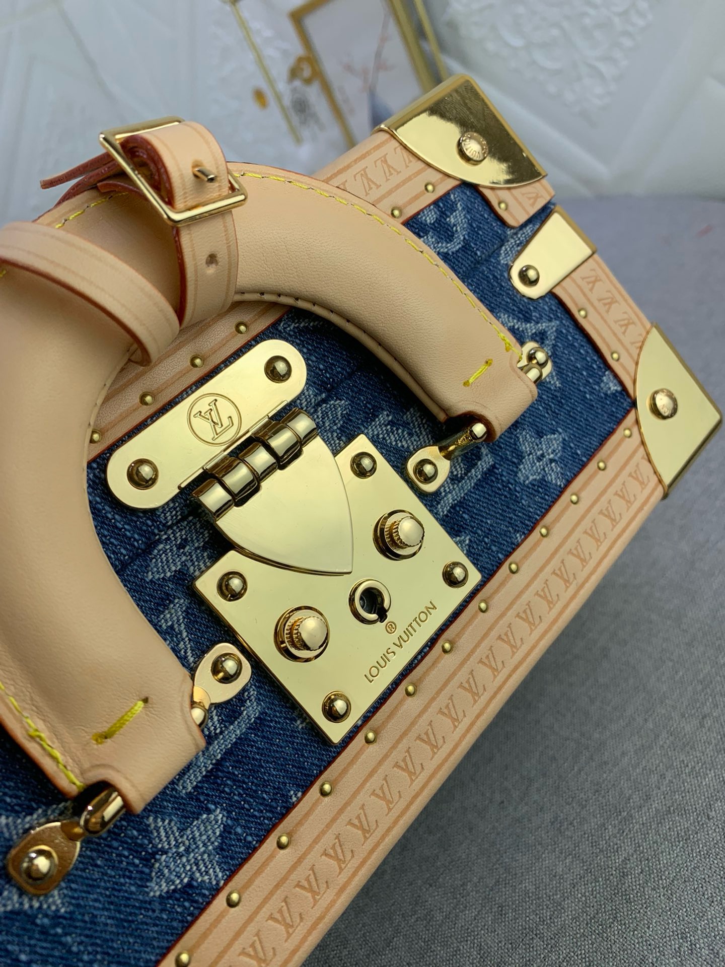 New Fashion L*V Handbag 1410 QA